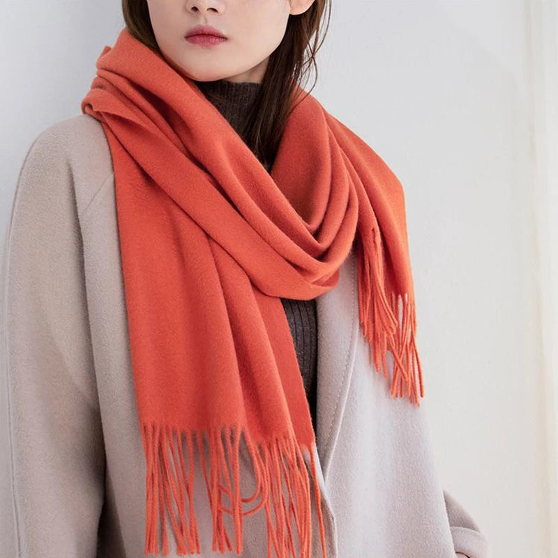 Elara Wool Scarf – Timeless Warmth, Effortless Style
