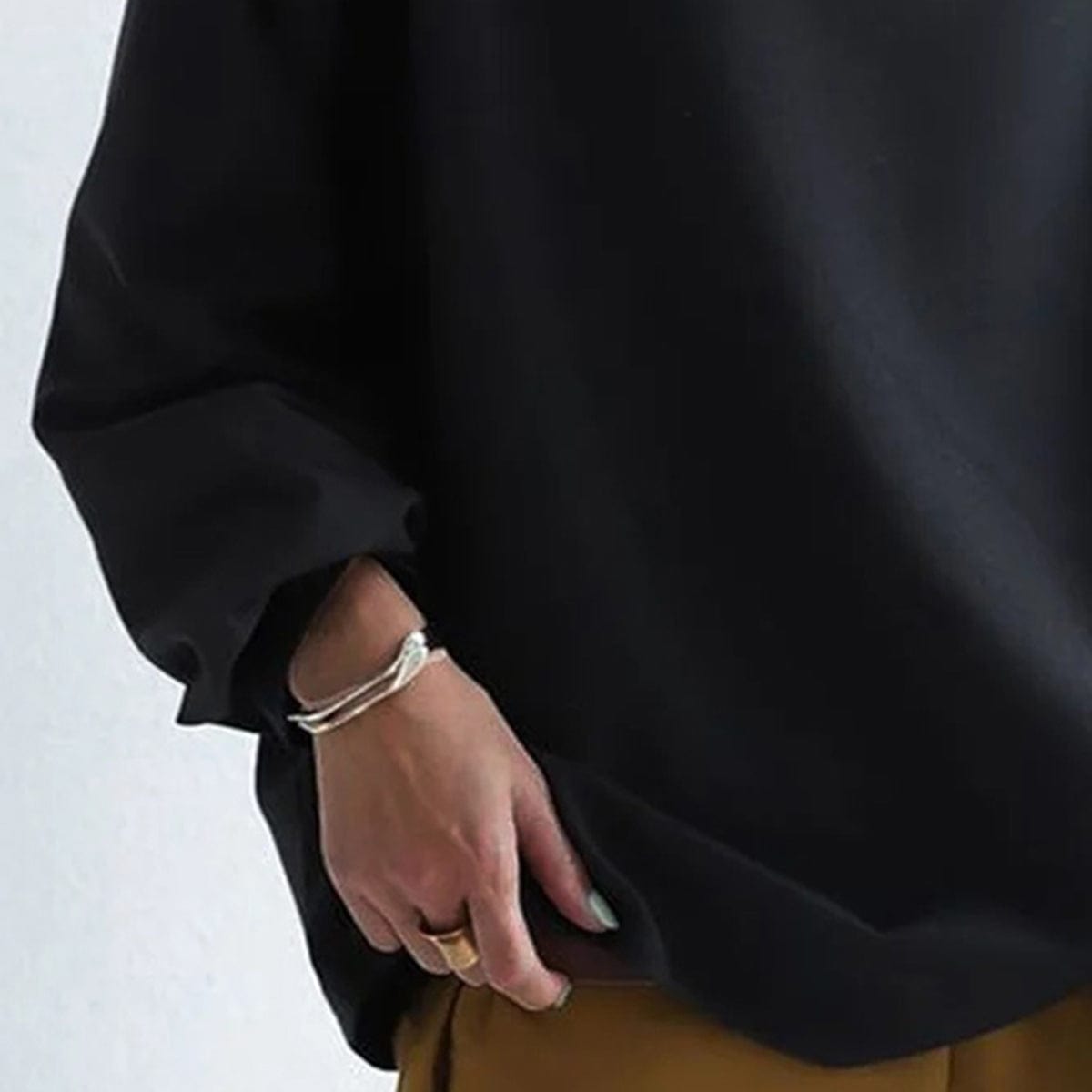Sophie | High-Neck Casual Top
