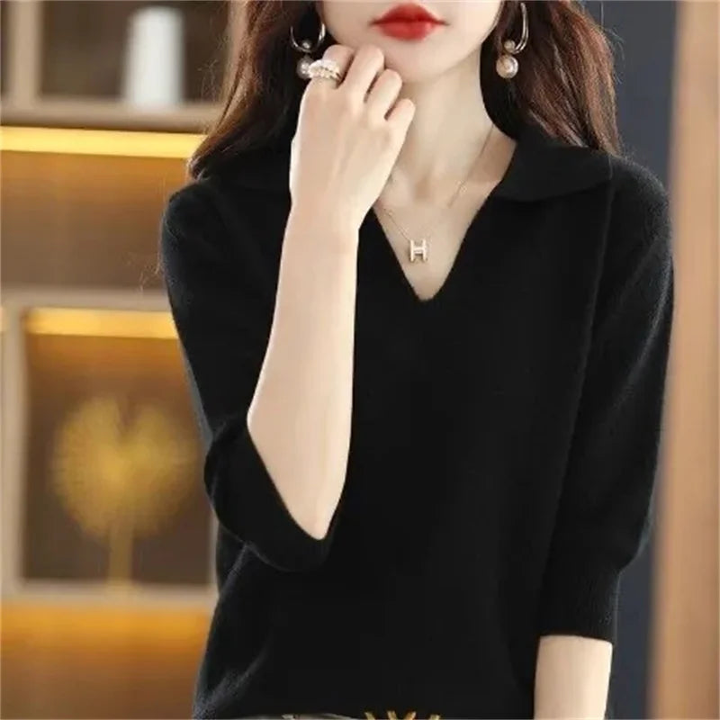 Elina V-Neck Knit – Soft, Warm & Effortless