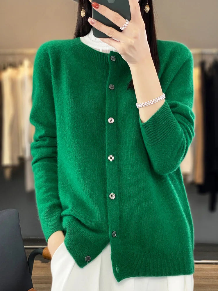 Mila Pure Merino Sweater – Warmth, Comfort & Style