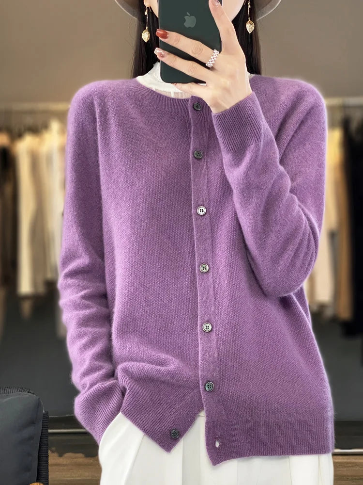 Mila Pure Merino Sweater – Warmth, Comfort & Style