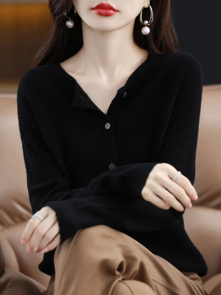 Mila Pure Merino Sweater – Warmth, Comfort & Style